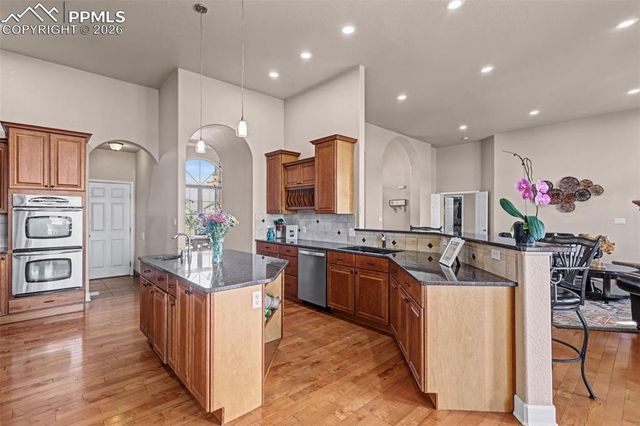 1170 W Loasa Drive, Pueblo, CO 81007