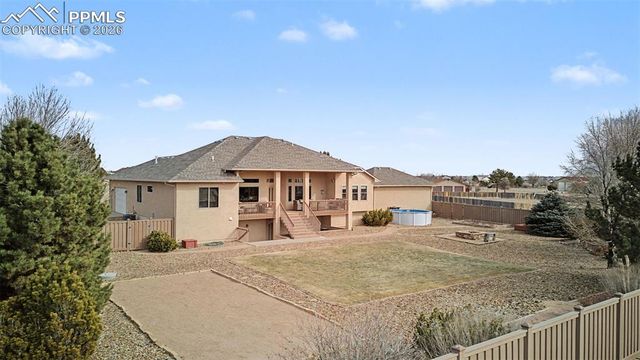 1170 W Loasa Drive, Pueblo, CO 81007