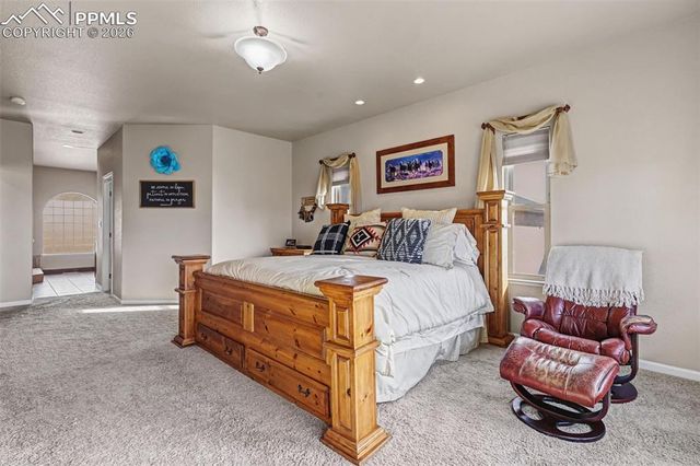 1170 W Loasa Drive, Pueblo, CO 81007