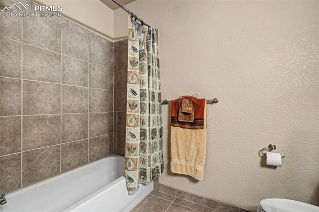 1170 W Loasa Drive, Pueblo, CO 81007