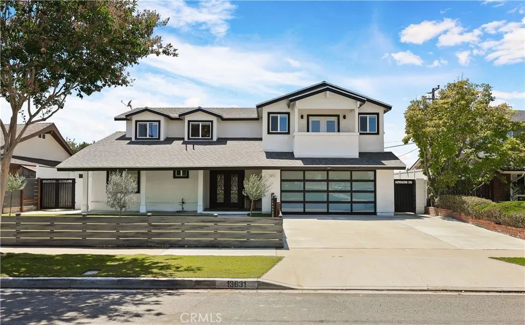 13631 University, Westminster, CA 92683