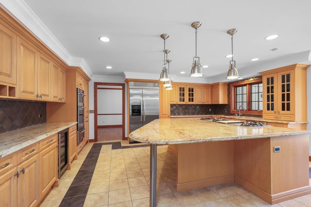 4143 Three Lakes Court, Long Grove, IL 60047