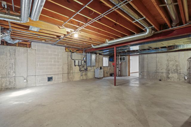 4143 Three Lakes Court, Long Grove, IL 60047