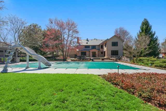 4143 Three Lakes Court, Long Grove, IL 60047