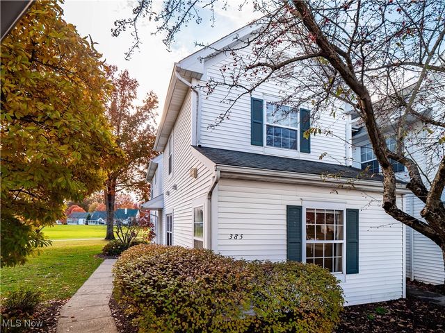 385 Vista Circle, North Olmsted, OH 44070