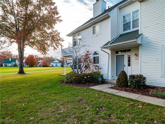385 Vista Circle, North Olmsted, OH 44070