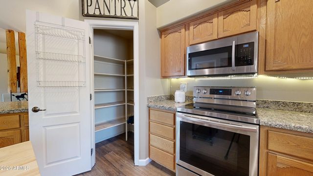 463 N MOUNTAIN VIEW Road, Apache Junction, AZ 85119