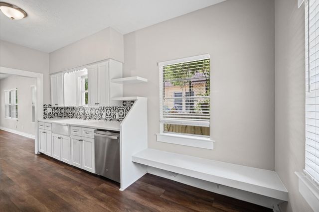 909 King Street, Houston, TX 77022