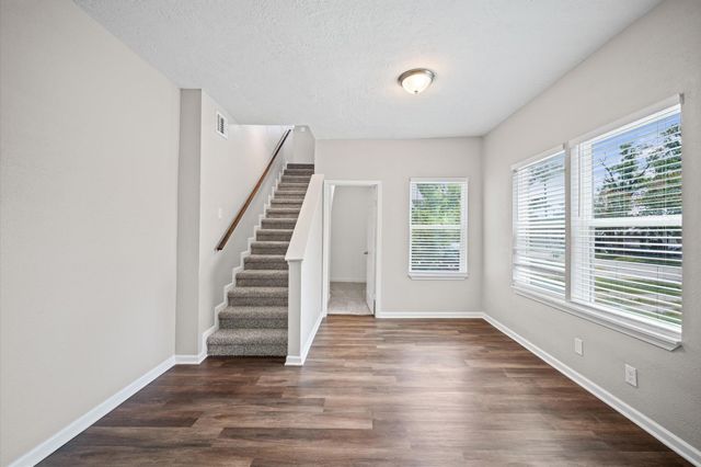 909 King Street, Houston, TX 77022