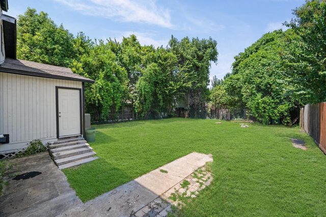909 King Street, Houston, TX 77022