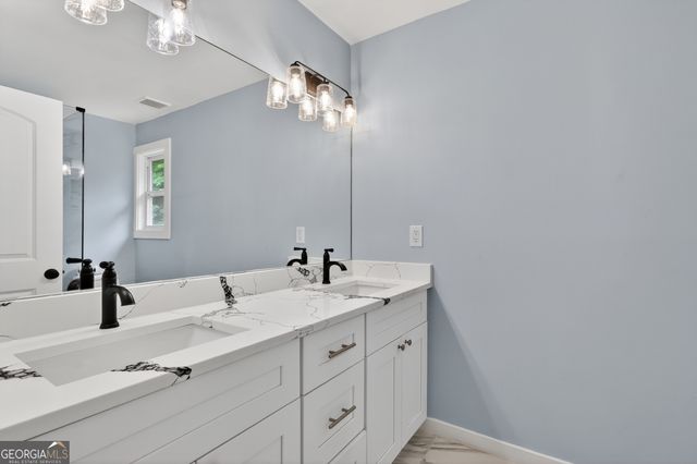 1204 Empire Circle, Lawrenceville, GA 30044
