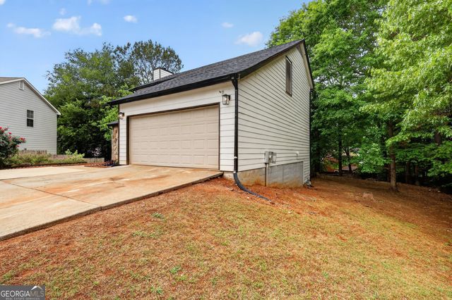 1204 Empire Circle, Lawrenceville, GA 30044