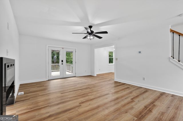 1204 Empire Circle, Lawrenceville, GA 30044