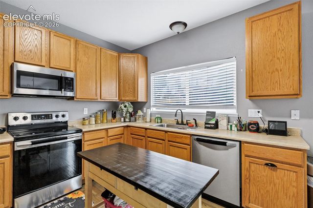 4262 Knollvale Drive, Colorado Springs, CO 80922