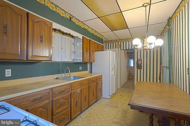 1409 CHURCH ST, Reading, PA 19601