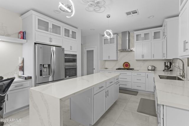 27306 N 37TH Avenue, Phoenix, AZ 85083