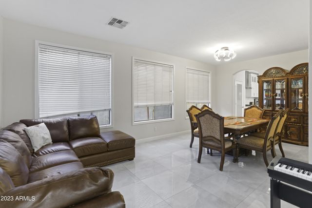 27306 N 37TH Avenue, Phoenix, AZ 85083