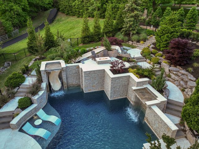 821 Windstone Blvd, Brentwood, TN 37027