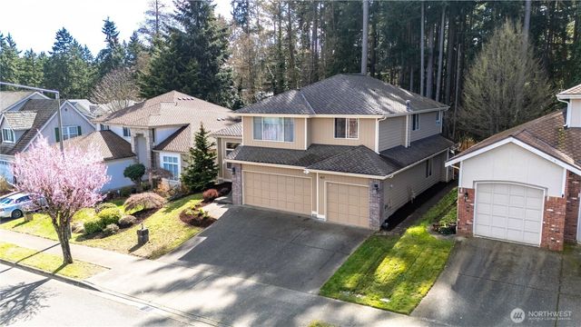 417 SW 353rd Street, Federal Way, WA 98023