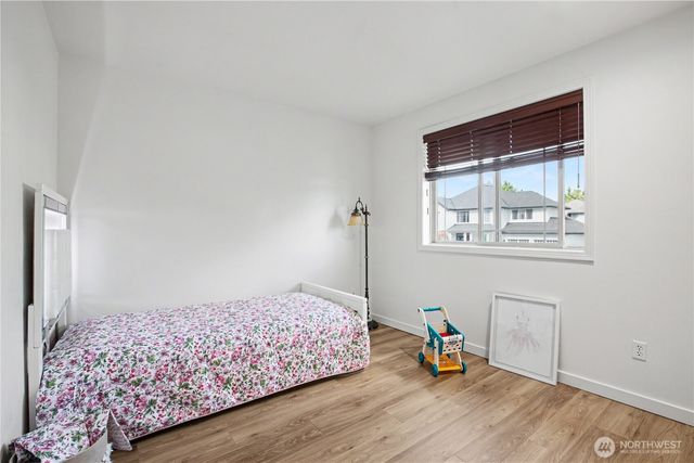 417 SW 353rd Street, Federal Way, WA 98023