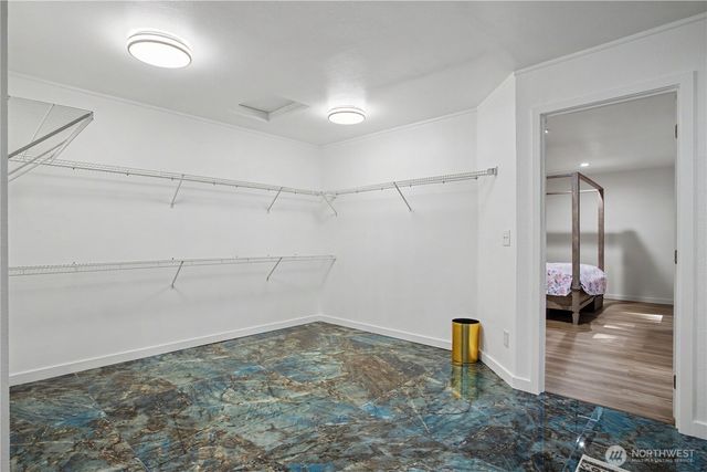 417 SW 353rd Street, Federal Way, WA 98023