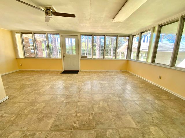 1612 W 4th Street, Fordyce, AR 71742