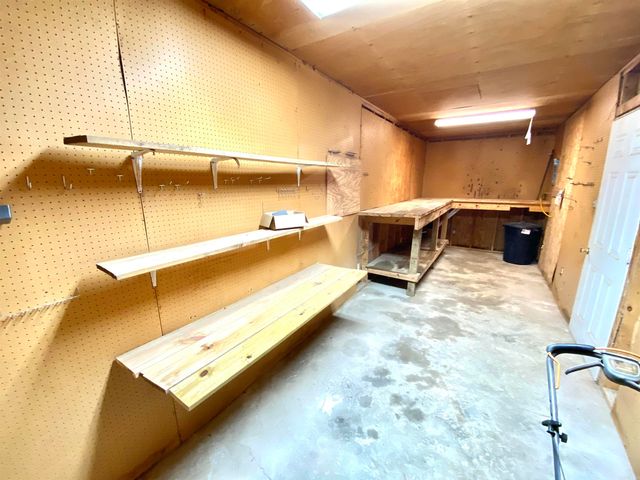 1612 W 4th Street, Fordyce, AR 71742