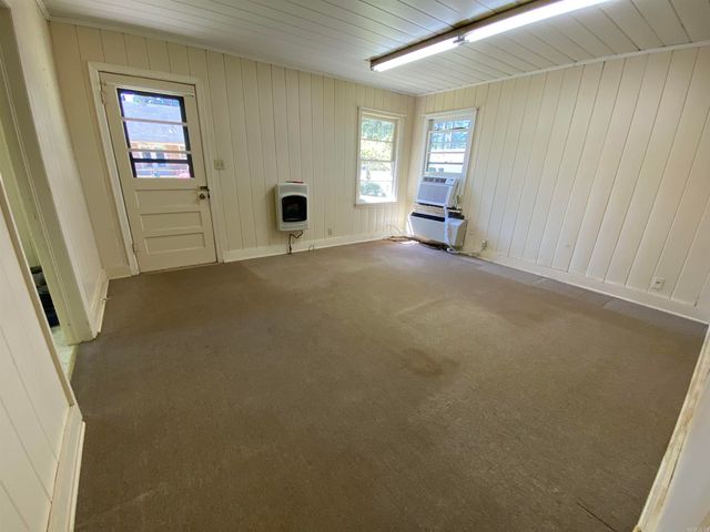 1612 W 4th Street, Fordyce, AR 71742
