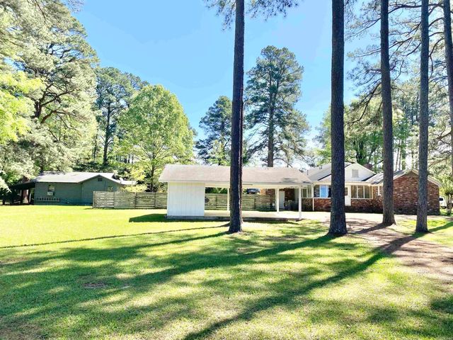 1612 W 4th Street, Fordyce, AR 71742