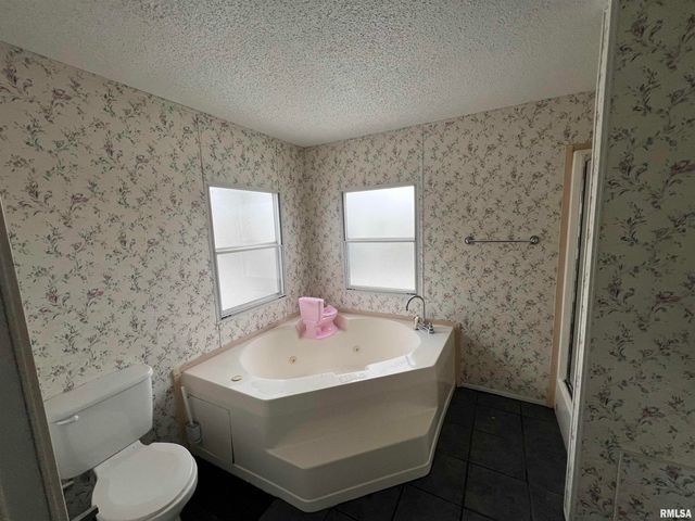 112 N Old Marion Road, Goreville, IL 62939