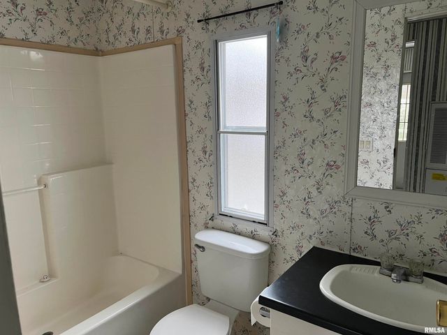 112 N Old Marion Road, Goreville, IL 62939