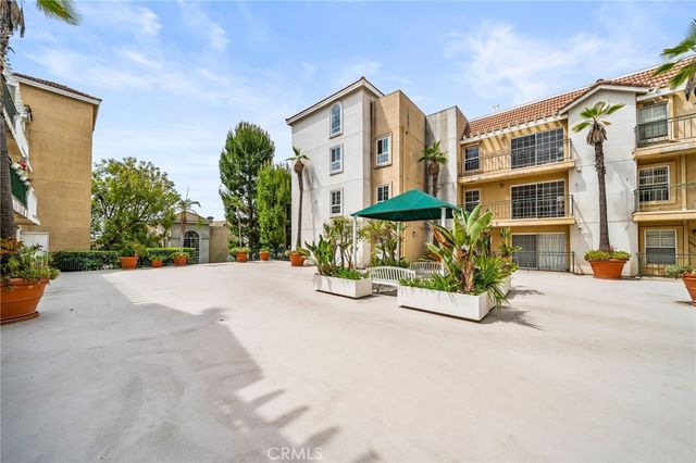 4760 Templeton Street 3226, Los Angeles, CA 90032