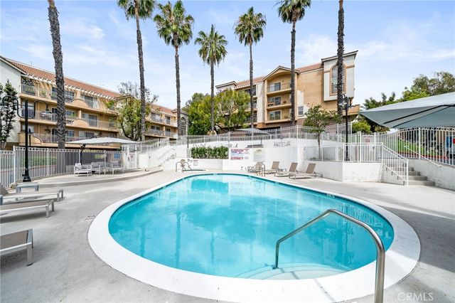 4760 Templeton Street 3226, Los Angeles, CA 90032