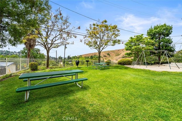 4760 Templeton Street 3226, Los Angeles, CA 90032