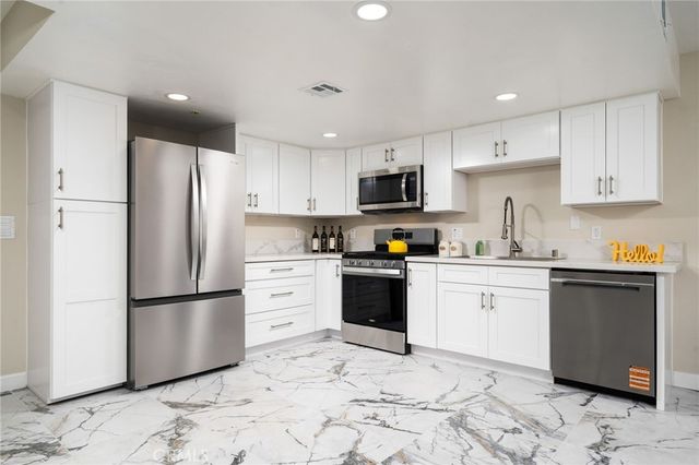 4760 Templeton Street 3226, Los Angeles, CA 90032