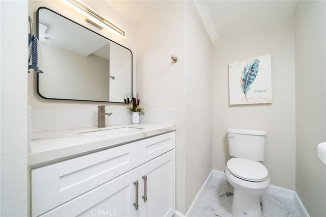 4760 Templeton Street 3226, Los Angeles, CA 90032