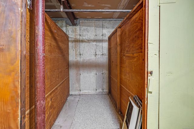 38 Rambling Brook Lane APT A2, Glastonbury, CT 06033