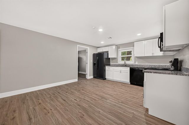 1213 Allen Street, Rosenberg, TX 77471