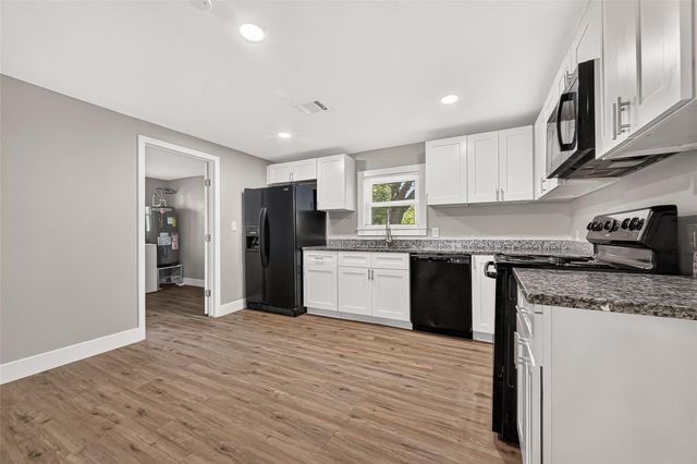 1213 Allen Street, Rosenberg, TX 77471