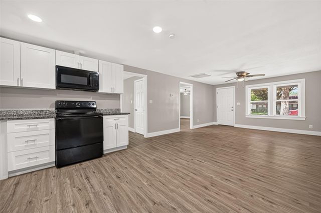 1213 Allen Street, Rosenberg, TX 77471