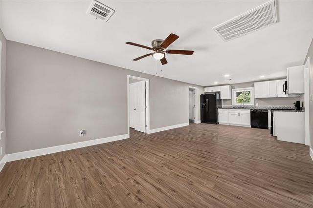 1213 Allen Street, Rosenberg, TX 77471