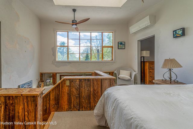 14 Lions Way, Woodstock, NY 12409