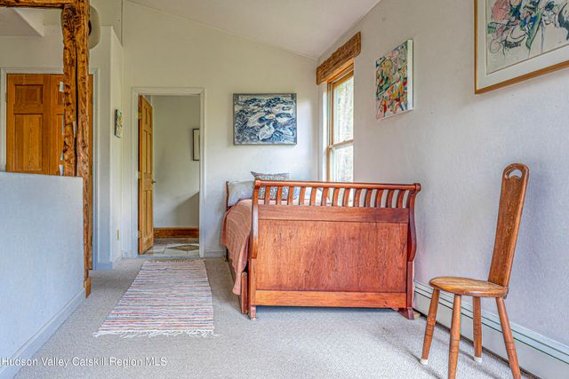 14 Lions Way, Woodstock, NY 12409