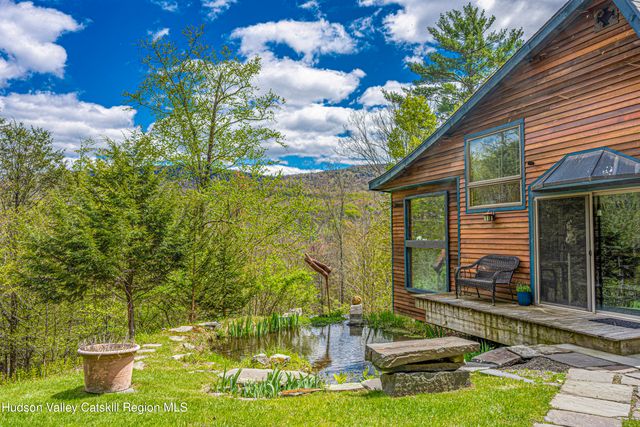14 Lions Way, Woodstock, NY 12409