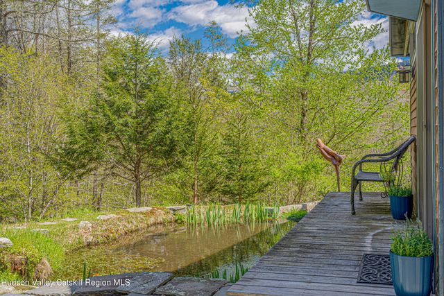 14 Lions Way, Woodstock, NY 12409
