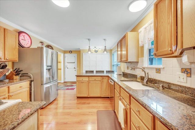 3100 Fry Road, Highland, MI 48357