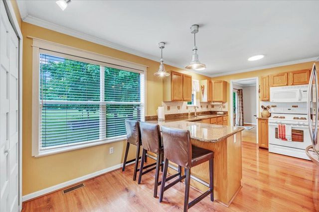 3100 Fry Road, Highland, MI 48357