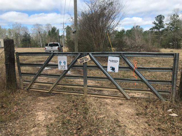 331 Hollywood Street, Livingston, TX 77351