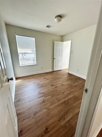 19226 Flint Oak Court, Houston, TX 77073