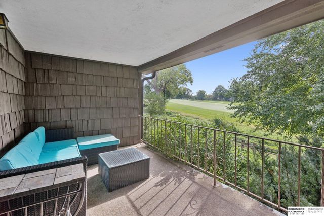 12605 Oakair Drive, Omaha, NE 68137